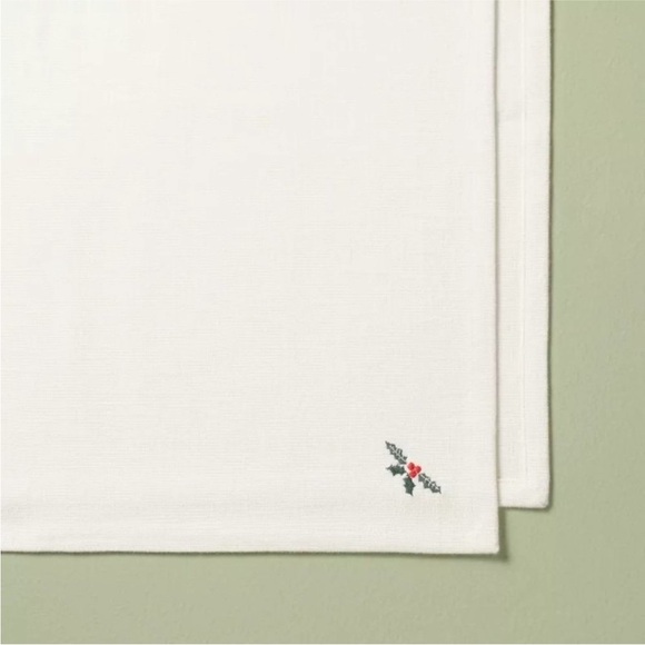Hearth & Hand Magnolia 4pk Christmas Holly Leaf & Berry Embroidered Clot… - Picture 3 of 4